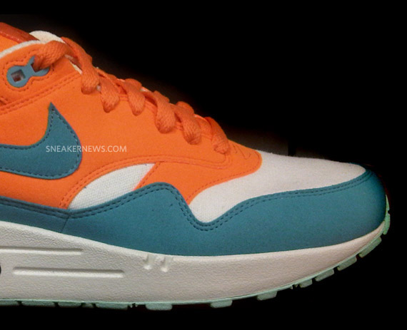 Nike Air Max 1 Miami Dolphins Summer 2011 03