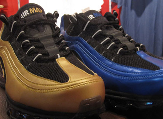 Nike Air Max 24/7 – Varsity Royal + Metallic Gold | Samples