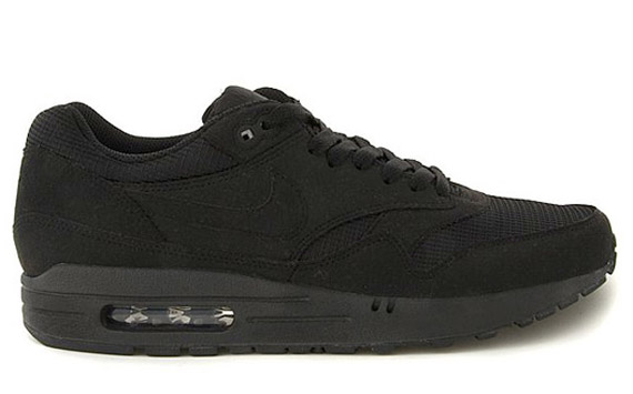 Nike Air Max Black Pack Air Max 1