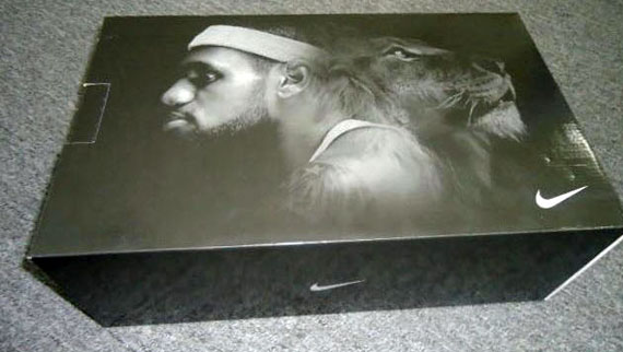 Nike Air Max LeBron VIII (8) – ‘China’ | New Images & Packaging