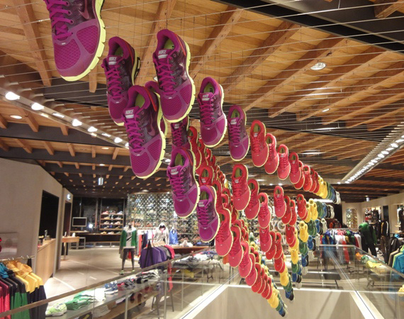 Nike Harajuku Lunarglide 2 Chandelier Display 01