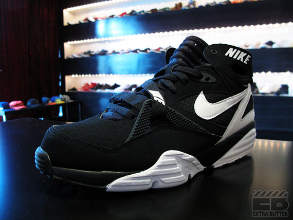 Nike Sportswear Eb Sept 2010 06