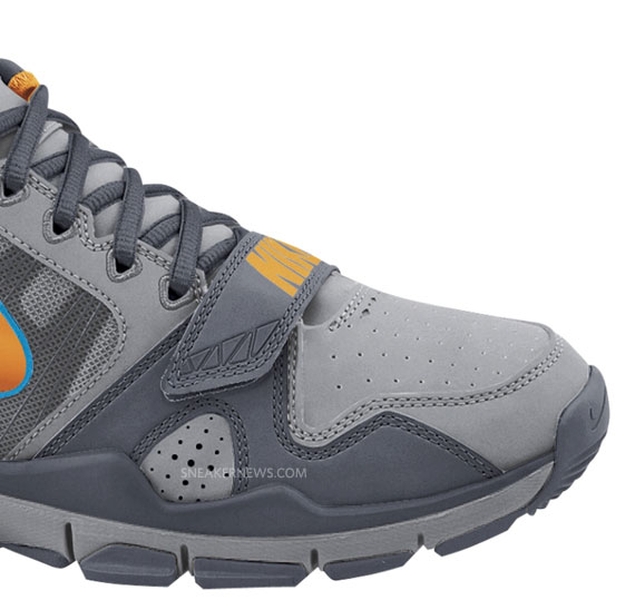 Nike Trainer 1.2 Mid Winter Tr 4