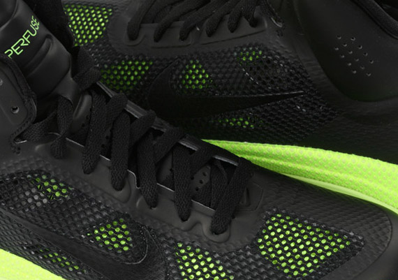 Nike Zoom Hyperfuse XDR - Black - Volt