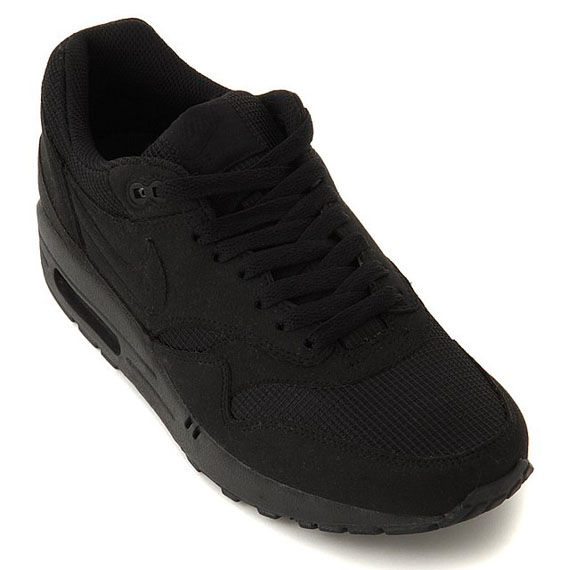 Nike Air Max 1 Black Pack Ct 01