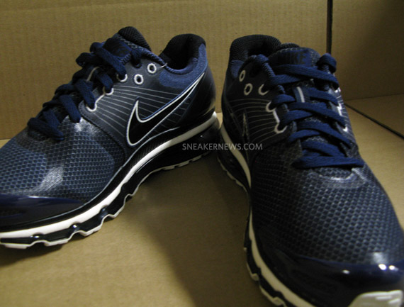 Nike Air Max 2010 Grove Green Obsidian 10