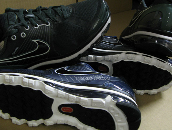 Nike Air Max 2010 Grove Green Obsidian 2