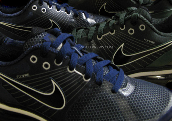 Nike Air Max 2010 - Grove Green + Obsidian | Holiday 2010