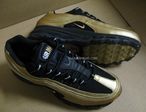 Nike Air Max 247 Black Metallic Gold 3