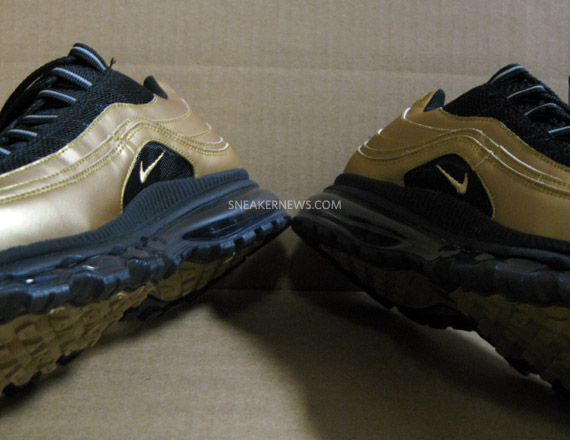 Nike Air Max 247 Black Metallic Gold 9