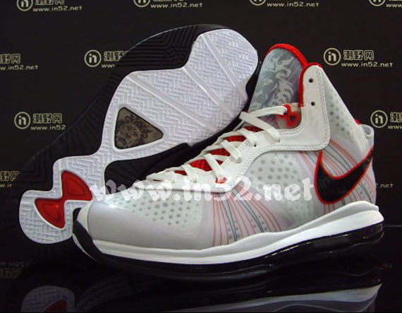 Nike Lebron 8 V2 In52 01