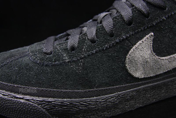 Nike Sb Zoom Bruin Black Midnight Fog November 2010 02