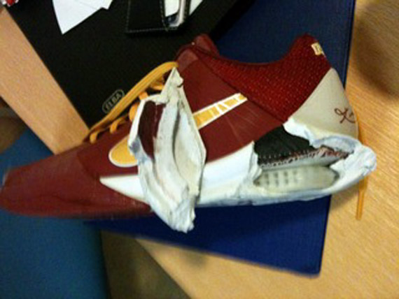 Nike Zoom Kobe V Usc A Look Inside 3