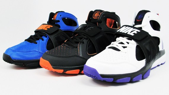 Nike Zoom Huarache TR Mid - Rivalry Pack