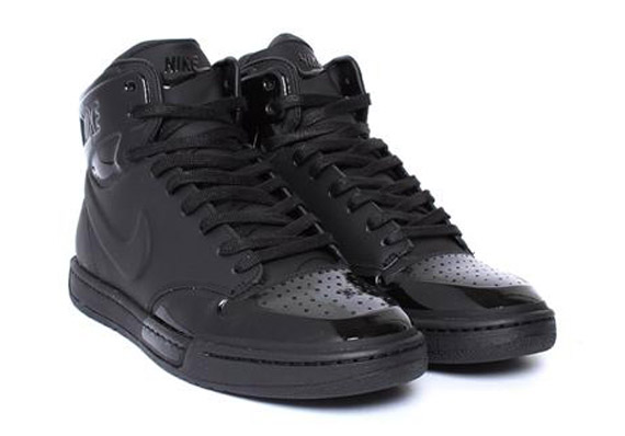 Nike Sportswear Royal Total Black Tz 1