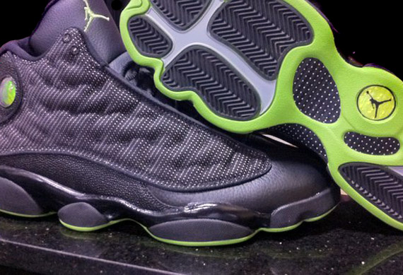 Air Jordan 13 Retro - Black - Altitude Green | New Images