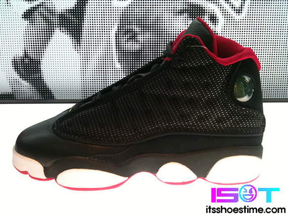 Air Jordan 13 Retro Gs Black Voltage Cherry New Photos 1