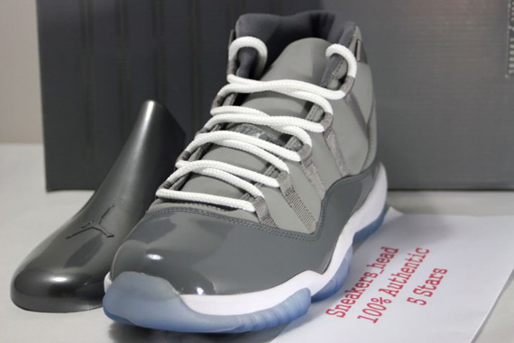 Air Jordan Xi Cool Grey Sneakers Head 02