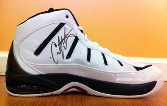 Melo M7 Autographed 03