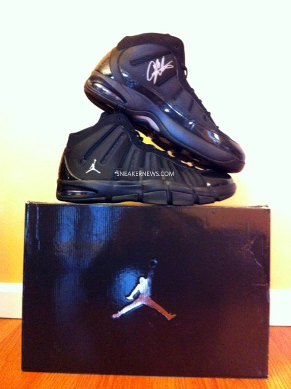 Melo M7 Autographed 05