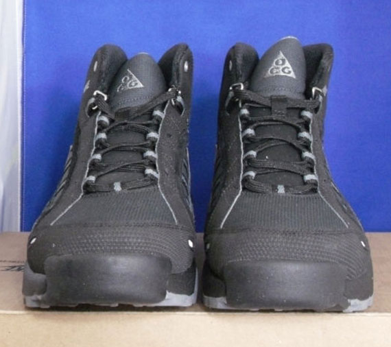 Nike Acg Umara Black Silver Sample 04