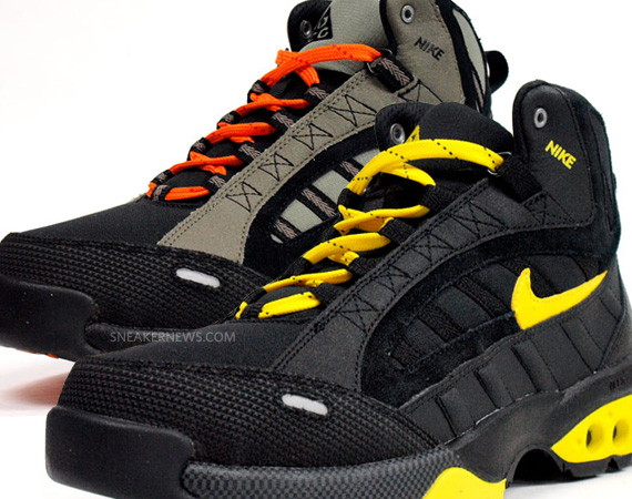 Nike ACG Air Umara – Holiday 2010 Colorways