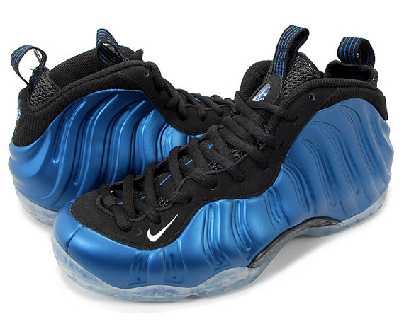 Nike Air Foamposite One Dark Neon Royal New Detailed Images 4