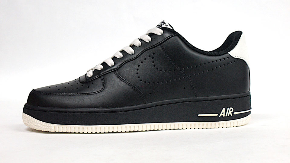 Nike Air Force 1 Low Black Perf Swoosh Sail 03