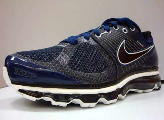 Nike Air Max 2010 Obsidian White 05