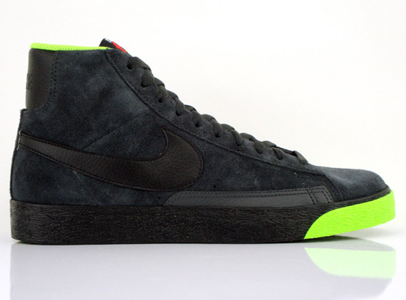 Nike Blazer Sp Anthracite Electric Green 2