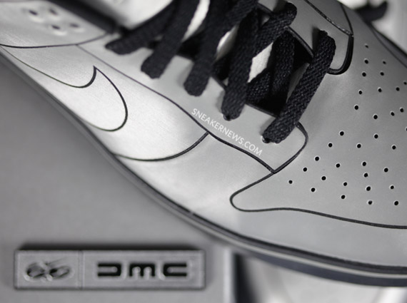 Nike Dunk Delorean 03