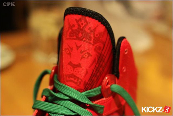 Nike Lebron 8 V2 Christmas Kickzlab 11