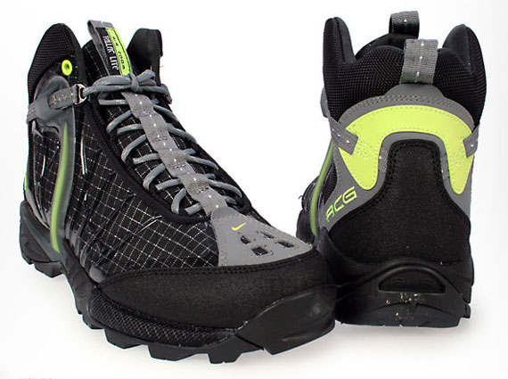 Nike Zoom Tallac Lite Black Hot Lime 02