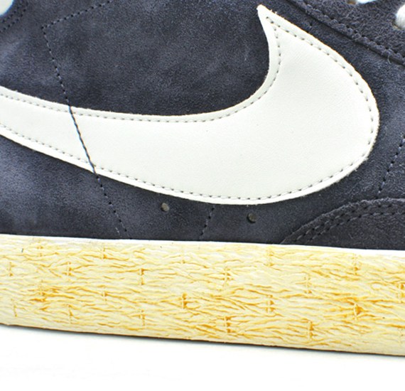 Nike Blazer High VNTG – Gridiron – Sail | Spring 2011