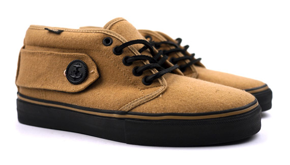 Vans Vault Peacoat Tan 1