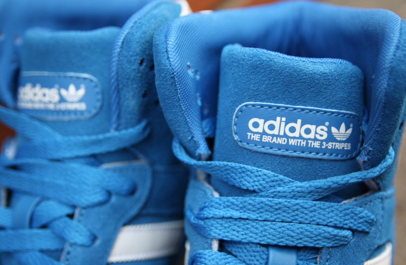 adidas Woodsyde – Blue – White – Red