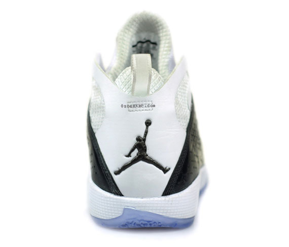 Air Jordan 2011 White Black First Look 05