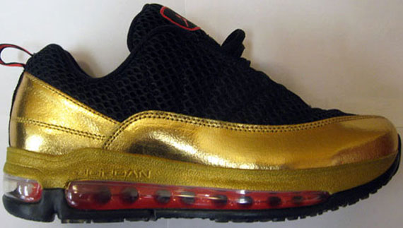 Jordan Cmft 12 Black Crimson Metallic Gold 2