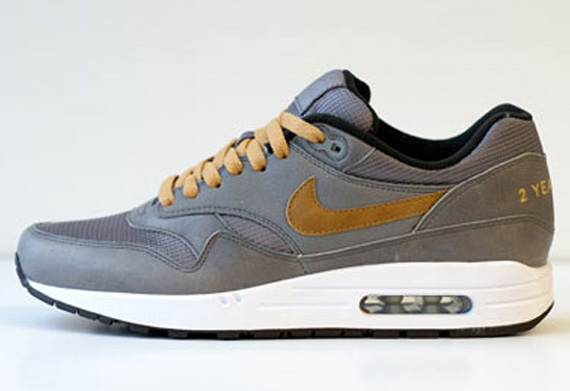 Nike Air Max 1 Id Asphalt Gold 02