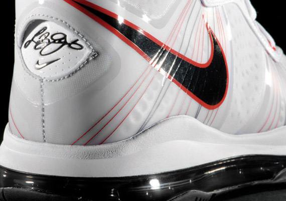 Nike Air Max Lebron 8 V2 Summary