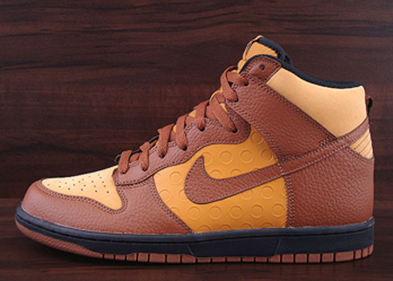 Nike Dunk High Polka Dot Bronze Pecan Black 02