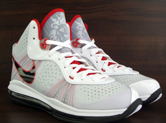 Nike Lebron 8 V2 White Sport Red Black 95soleman 02