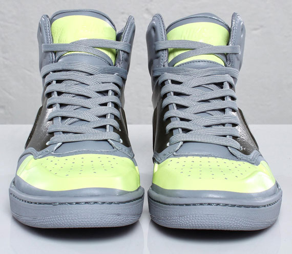 Nike Wmns Air Royalty Vt Steath Dark Army Liquid Lime 395775 002 08