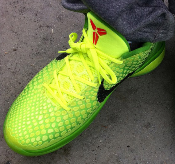 Nike Zoom Kobe Vi Grinch New Images 2