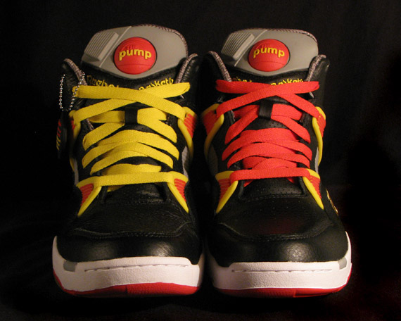 Packer Shoes X Reebok Nique Pump Omni Zone Detailed Images 5