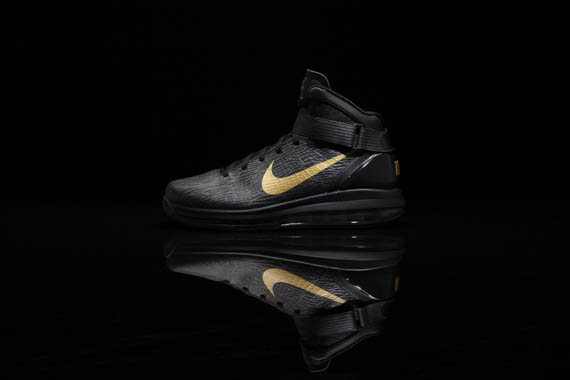 Nike 230802 924 Profile