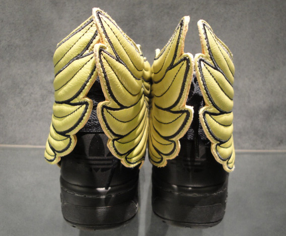 Adidas Jeremy Scott Js Wings 2.0 Gold Black 2