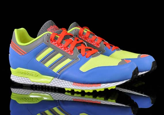 Adidas Questar Blue Yellow 02