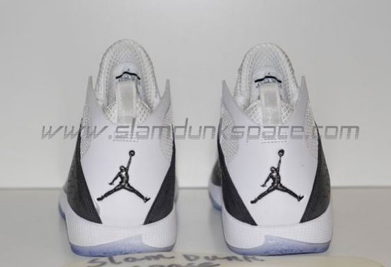 Air Jordan 2011 White Black New Images 06