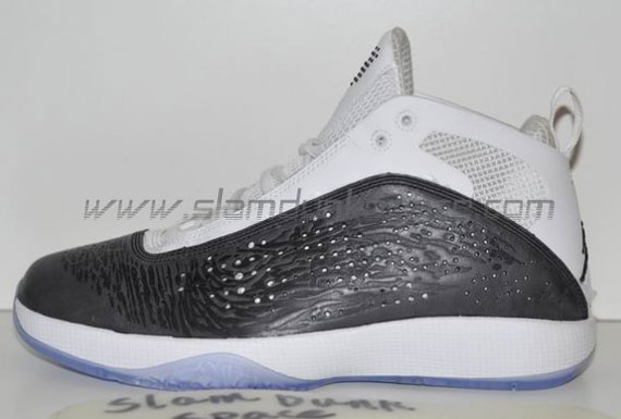 Air Jordan 2011 White Black New Images 08